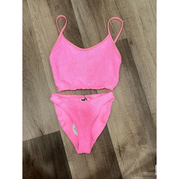 Hunza G Crinkle-Effect Scoopneck Bikini in Bubblegum One Size $240 - Picture 5 of 7